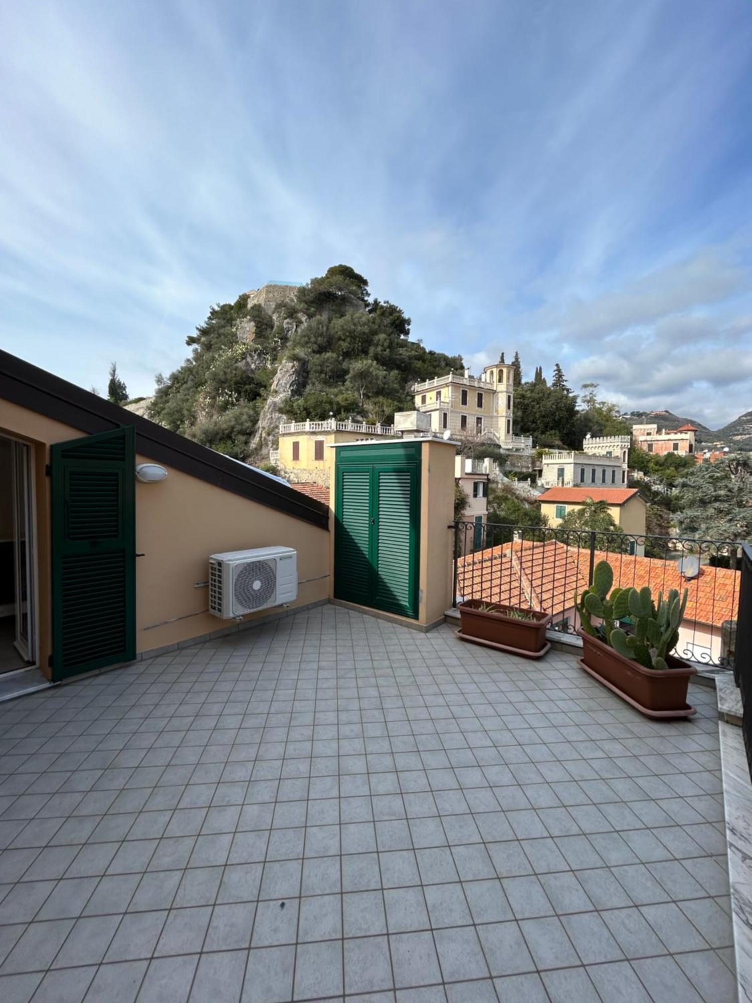 Porro15 Finale Ligure Exterior foto
